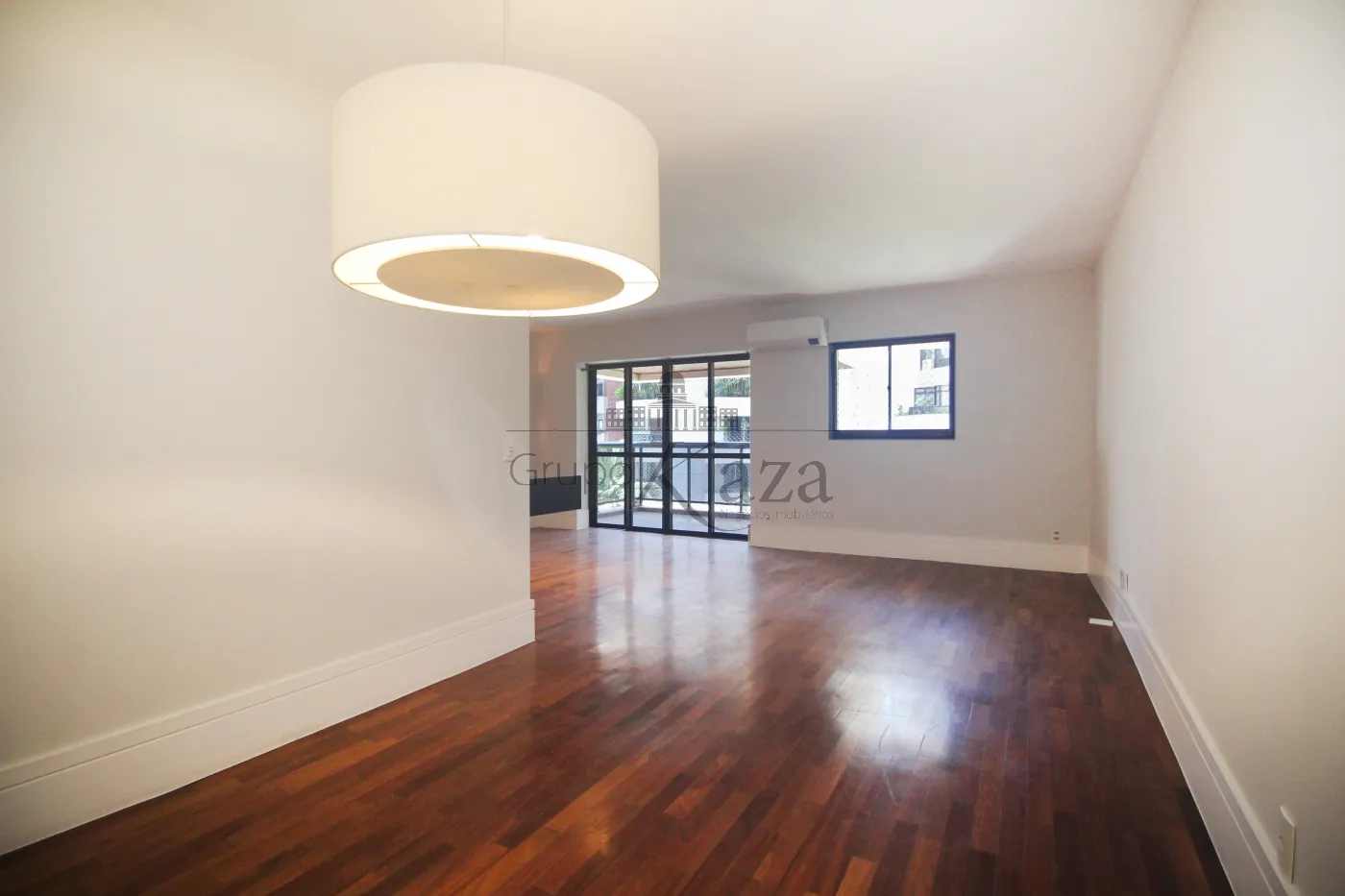 Foto 1 de Apartamento Padrão em Real Parque, São Paulo - imagem 1 Foto 1 de Apartamento Padrão em Real Parque, São Paulo - imagem 1