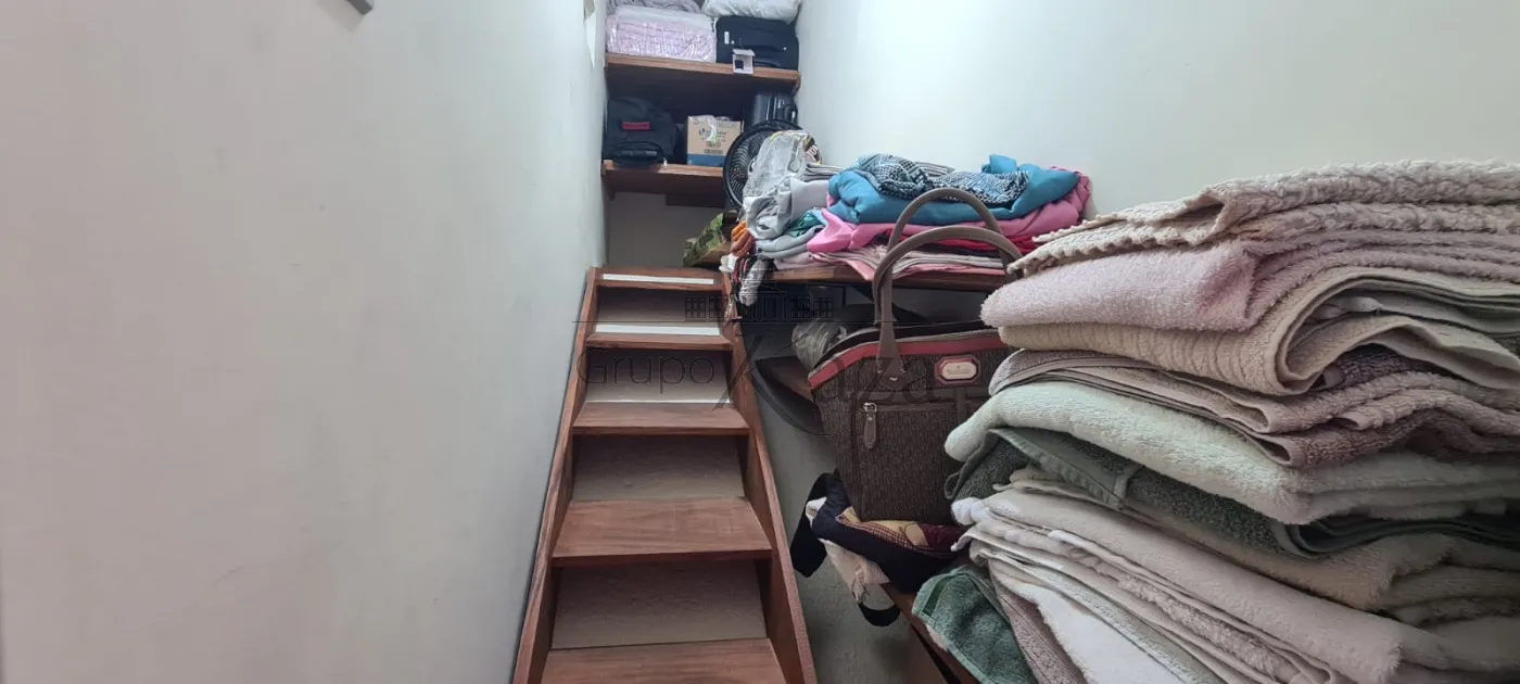 Foto 19 de Casa Sobrado em Jardim Ismênia, São José dos Campos - imagem 19