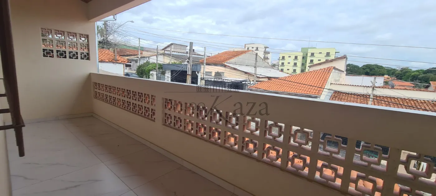 Foto 16 de Casa Sobrado em Jardim Ismênia, São José dos Campos - imagem 16