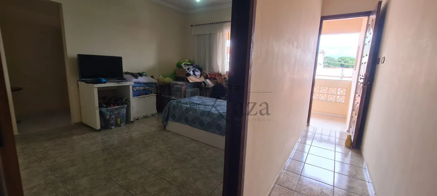 Foto 14 de Casa Sobrado em Jardim Ismênia, São José dos Campos - imagem 14