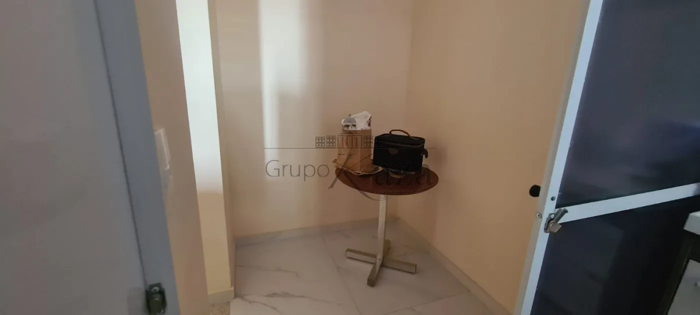 Foto 24 de Casa Sobrado em Jardim Ismênia, São José dos Campos - imagem 24