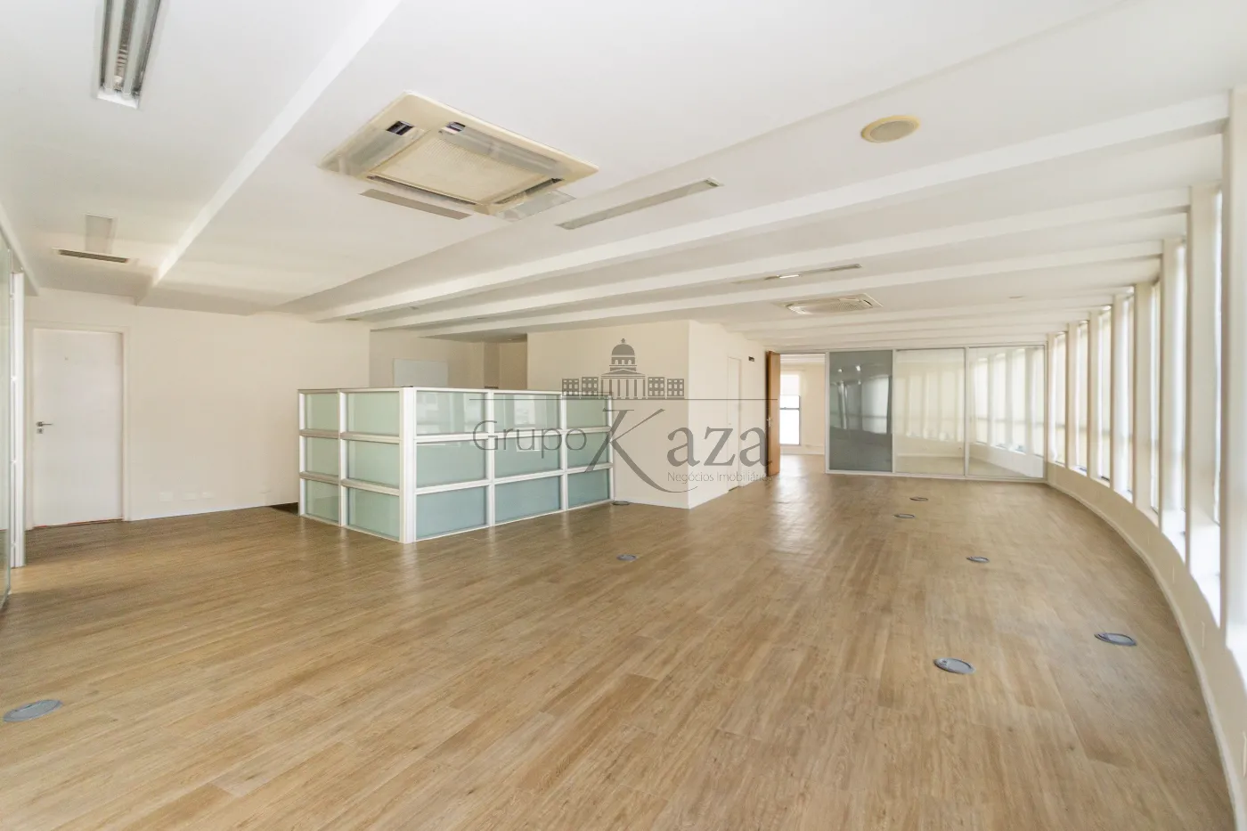 Foto 3 de Comercial Conjunto Comercial em Jardim Paulistano, São Paulo - imagem 3 Foto 3 de Comercial Conjunto Comercial em Jardim Paulistano, São Paulo - imagem 3