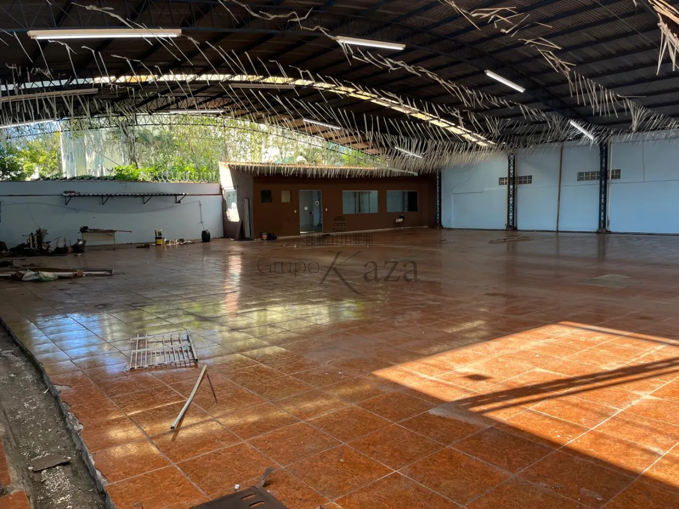 Foto 2 de Comercial Galpão em Vila Indústrial, São José dos Campos - imagem 2