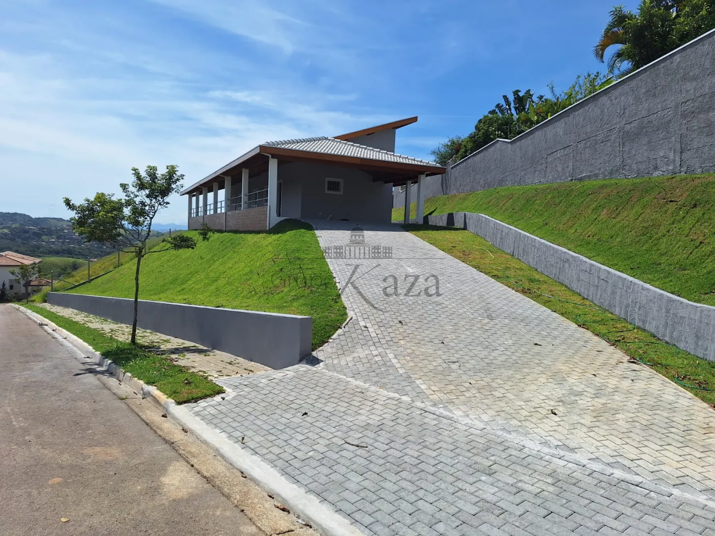 Foto 1 de Casa Condomínio em Condomínio Residencial Mantiqueira, São José dos Campos - imagem 1 Foto 1 de Casa Condomínio em Condomínio Residencial Mantiqueira, São José dos Campos - imagem 1