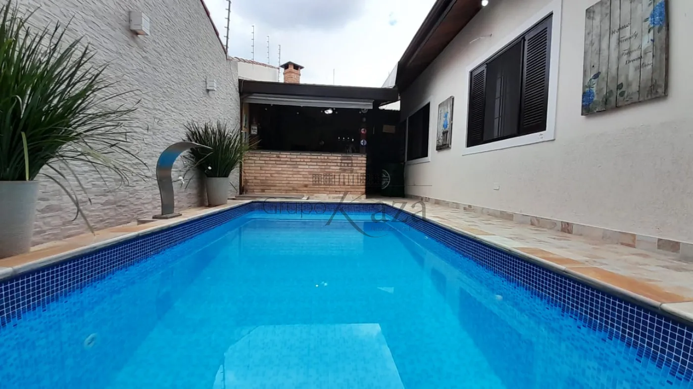 Foto 2 de Casa Térrea em Cidade Jardim, Jacareí - imagem 2 Foto 2 de Casa Térrea em Cidade Jardim, Jacareí - imagem 2