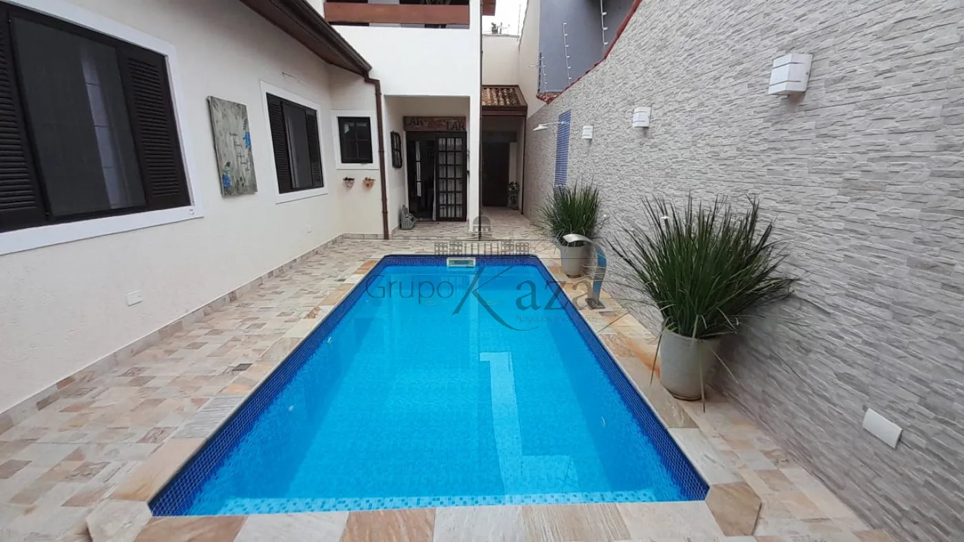 Foto 1 de Casa Térrea em Cidade Jardim, Jacareí - imagem 1 Foto 1 de Casa Térrea em Cidade Jardim, Jacareí - imagem 1