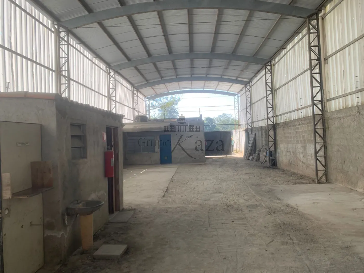 Foto 3 de Comercial Galpão em Jardim São Luiz, Jacareí - imagem 3 Foto 3 de Comercial Galpão em Jardim São Luiz, Jacareí - imagem 3