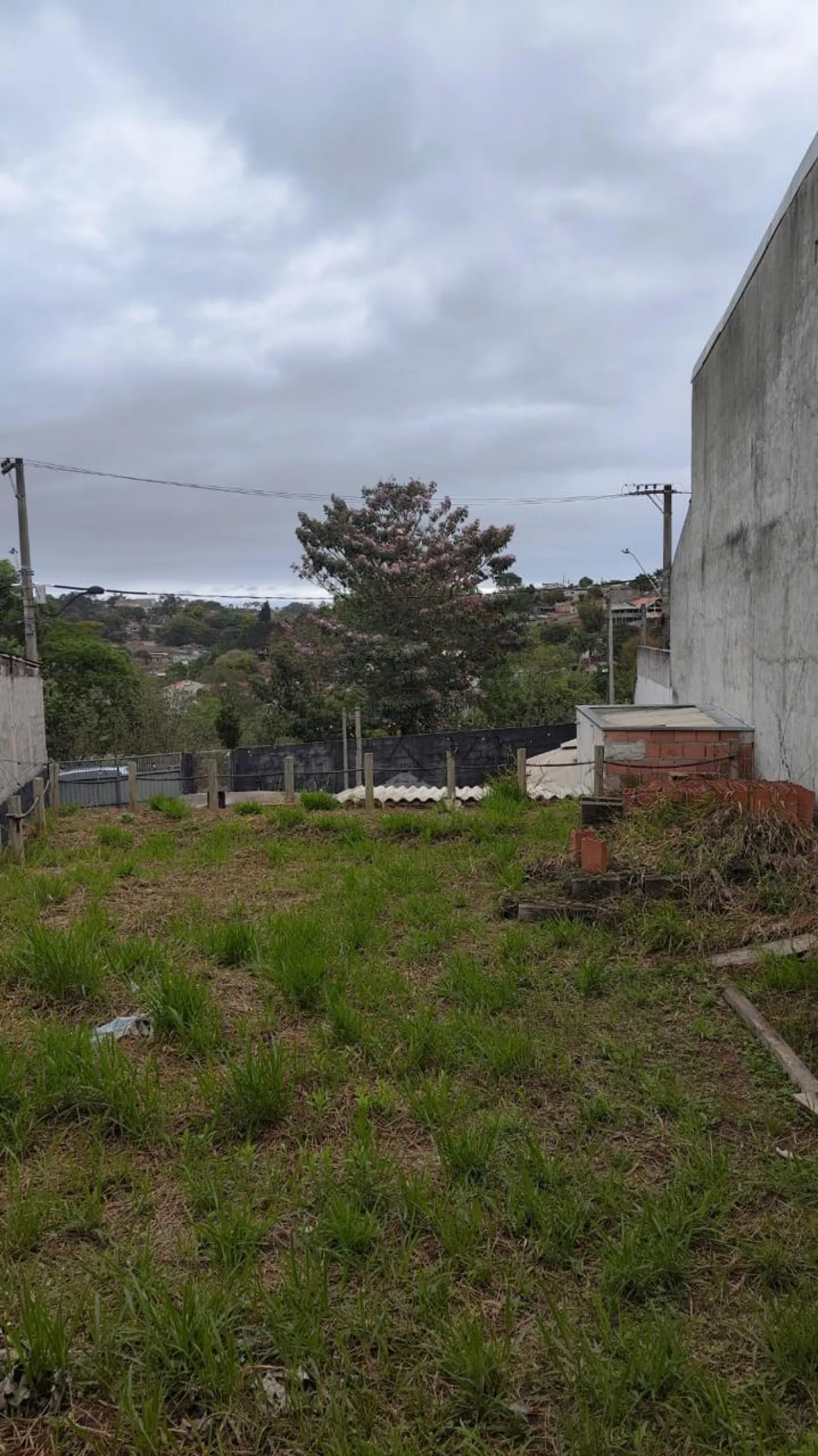 Foto 1 de Terreno Padrão em Jardim Alvorada, Jacareí - imagem 1 Foto 1 de Terreno Padrão em Jardim Alvorada, Jacareí - imagem 1