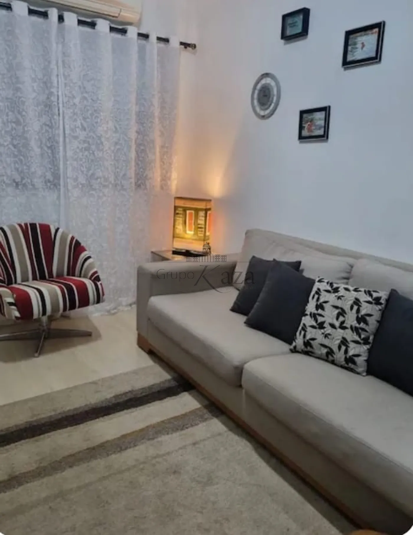 Foto 2 de Casa Condomínio em Jardim Uirá, São José dos Campos - imagem 2 Foto 2 de Casa Condomínio em Jardim Uirá, São José dos Campos - imagem 2