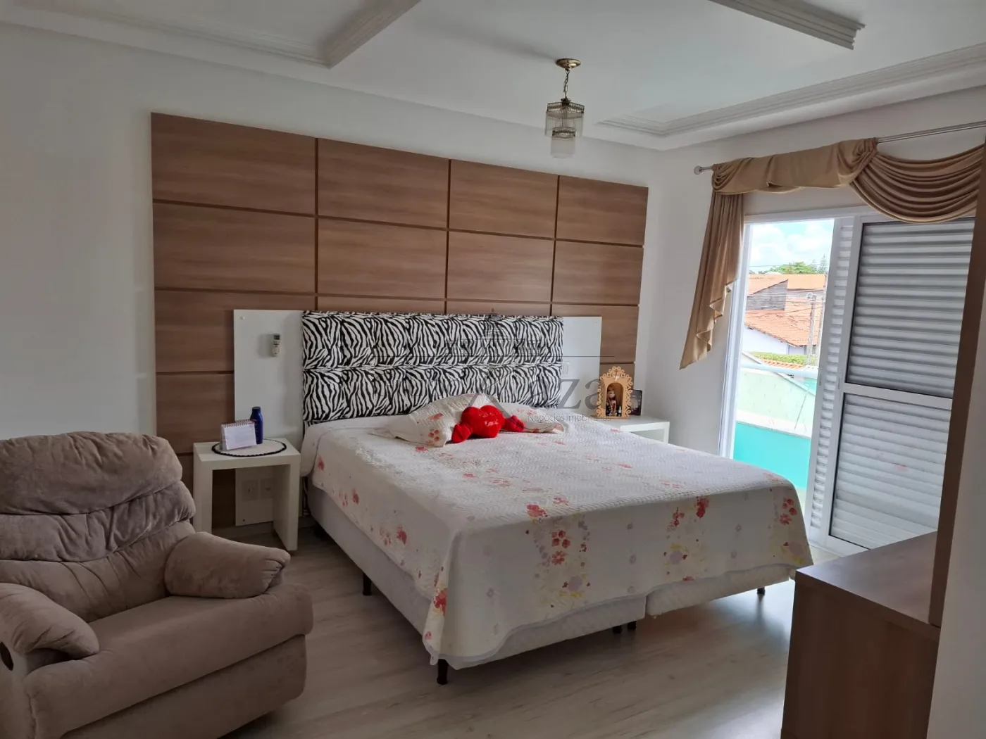 Foto 17 de Casa Sobrado em Jardim Portugal, São José dos Campos - imagem 17