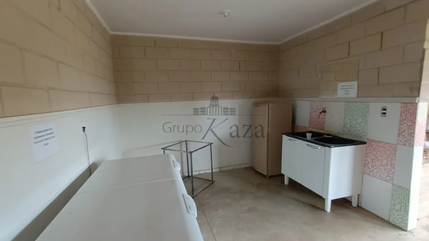 Foto 2 de Comercial Galpão em Jardim Colonia, Jacareí - imagem 2 Foto 2 de Comercial Galpão em Jardim Colonia, Jacareí - imagem 2