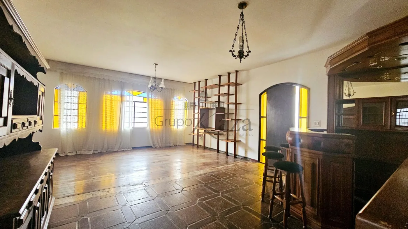 Foto 2 de Casa Padrão em Cidade Jardim, Jacareí - imagem 2 Foto 2 de Casa Padrão em Cidade Jardim, Jacareí - imagem 2