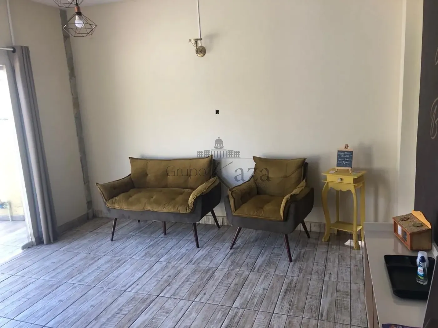 Foto 2 de Casa Comercial Residencial em Jardim Santa Maria, Jacareí - imagem 2 Foto 2 de Casa Comercial Residencial em Jardim Santa Maria, Jacareí - imagem 2