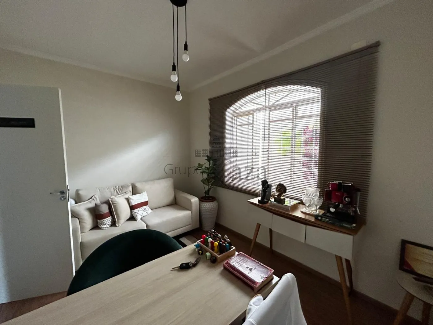 Foto 1 de Comercial Sala em São João, Jacareí - imagem 1 Foto 1 de Comercial Sala em São João, Jacareí - imagem 1