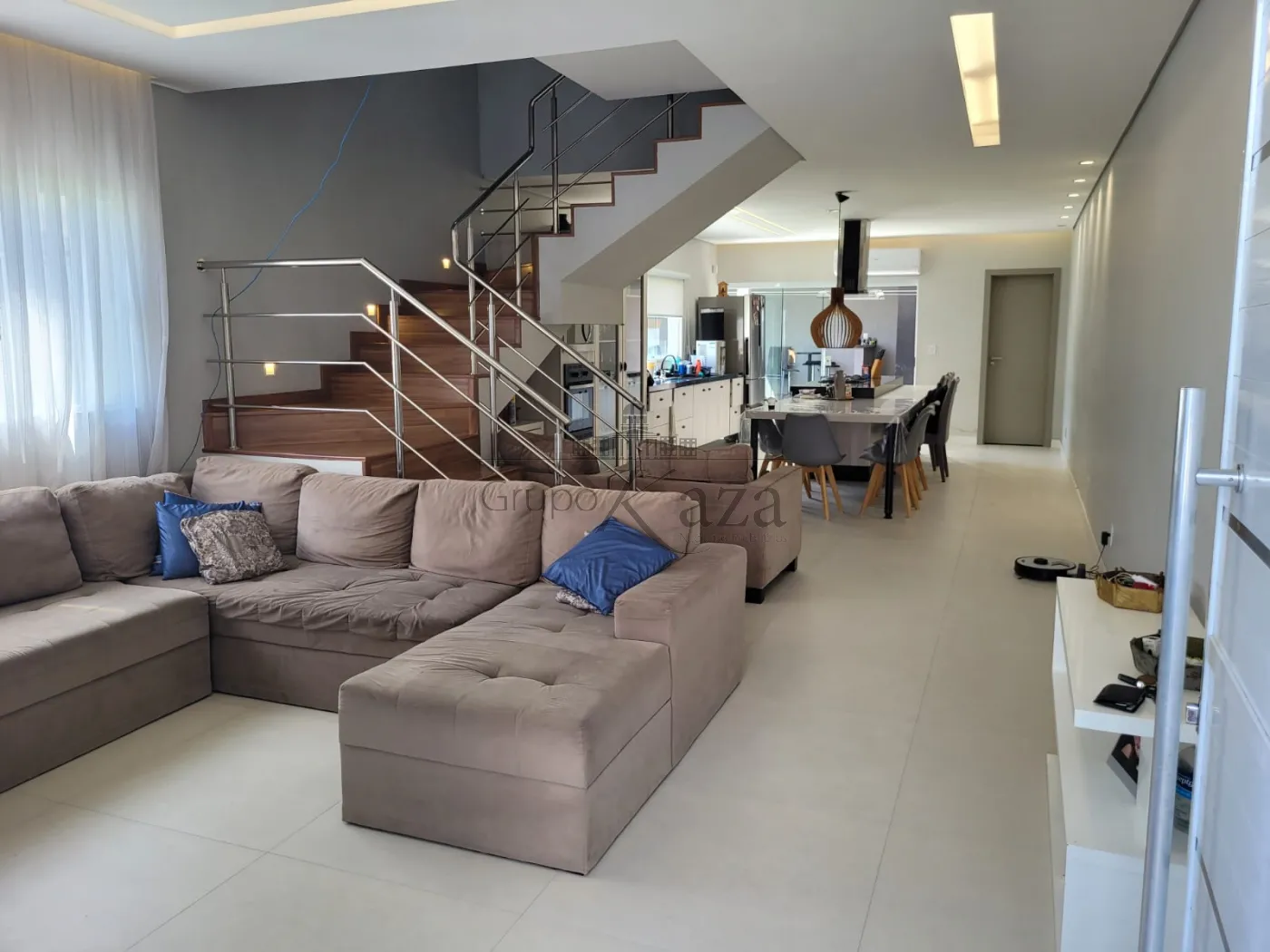 Foto 3 de Casa Sobrado em Jardim Petrópolis, São José dos Campos - imagem 3 Foto 3 de Casa Sobrado em Jardim Petrópolis, São José dos Campos - imagem 3