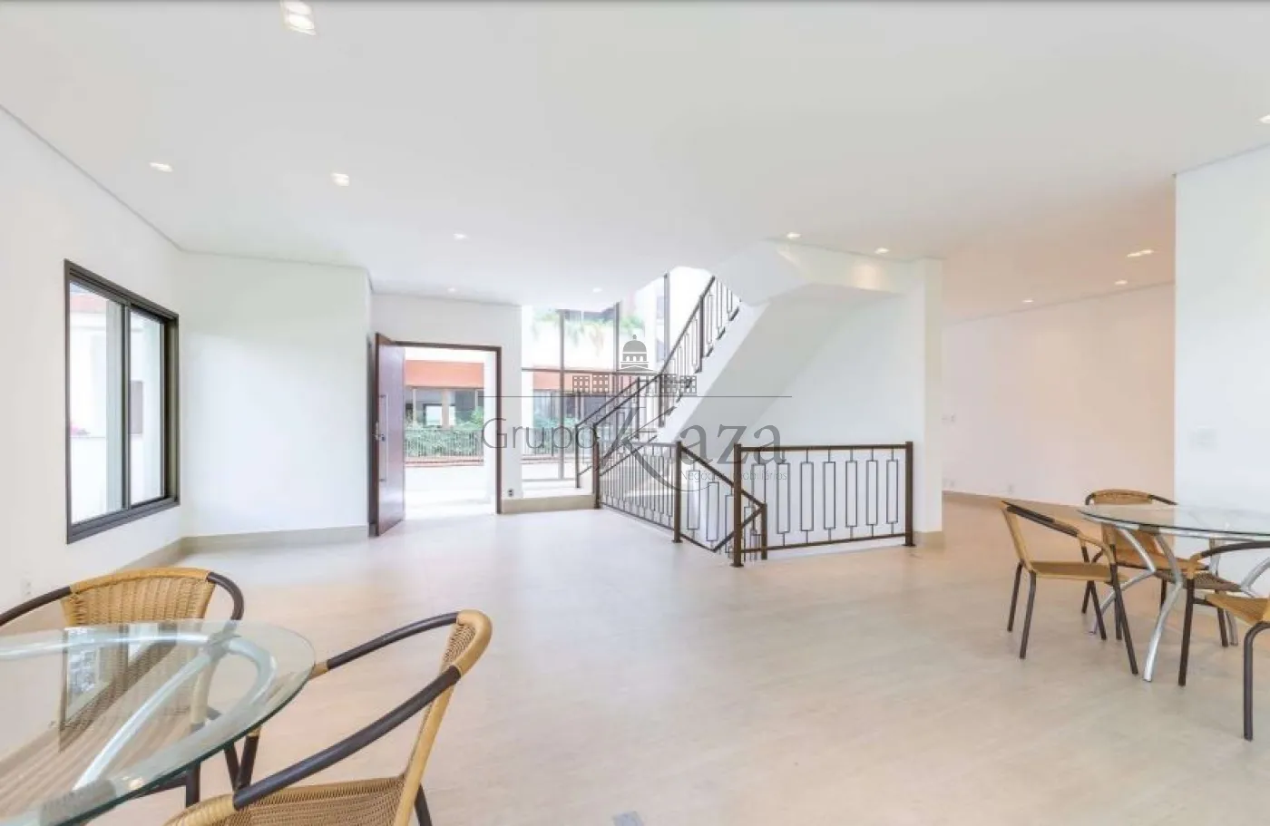 Foto 2 de Casa Condomínio em Alto da Boa Vista, São Paulo - imagem 2 Foto 2 de Casa Condomínio em Alto da Boa Vista, São Paulo - imagem 2