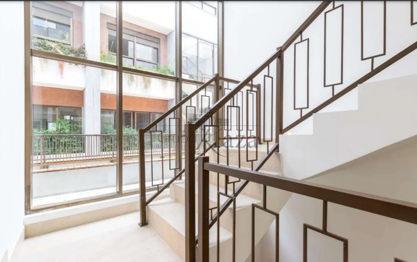 Foto 1 de Casa Condomínio em Alto da Boa Vista, São Paulo - imagem 1 Foto 1 de Casa Condomínio em Alto da Boa Vista, São Paulo - imagem 1