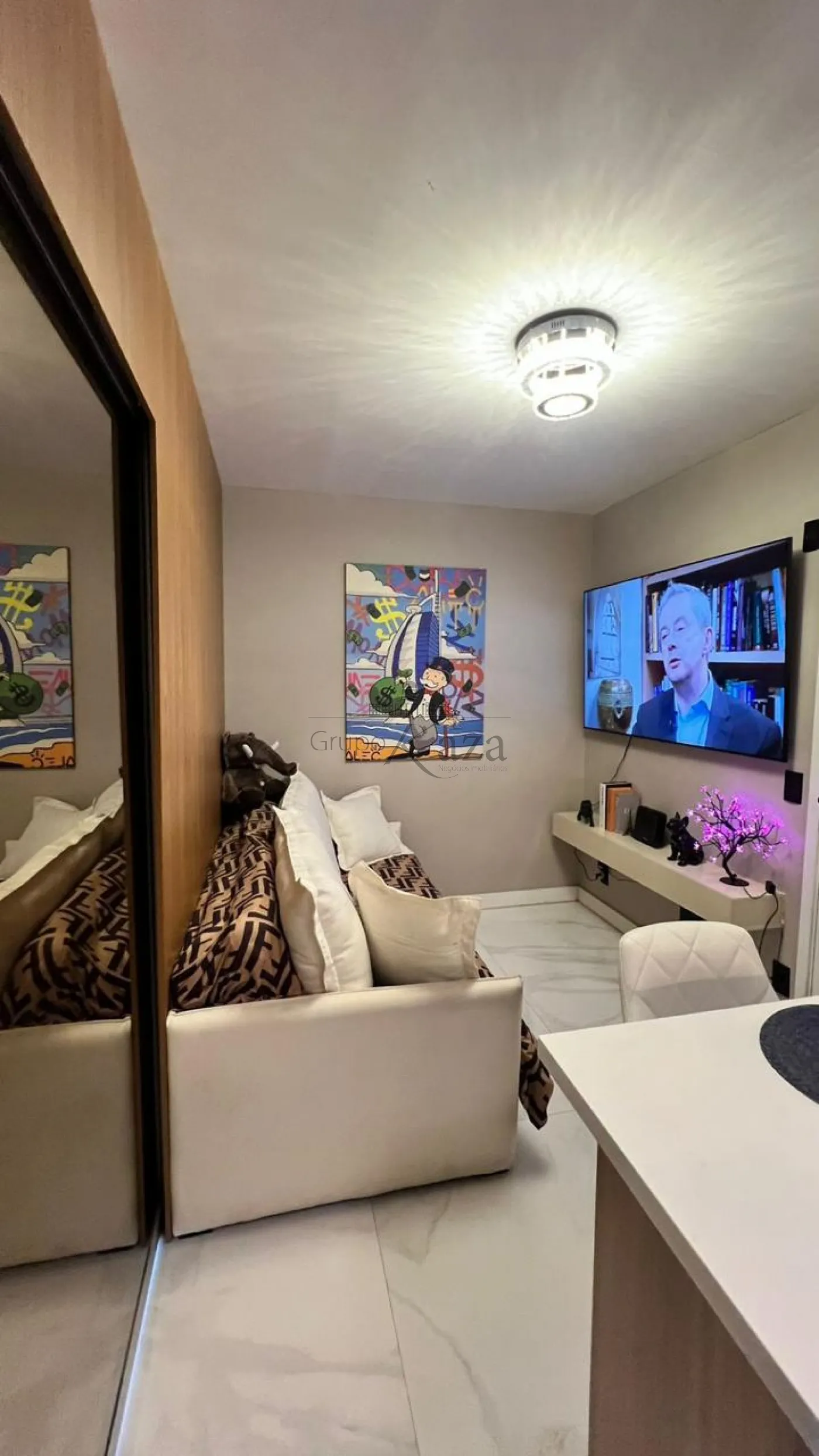 Foto 1 de Apartamento Studio em Cidade Jardim, São Paulo - imagem 1 Foto 1 de Apartamento Studio em Cidade Jardim, São Paulo - imagem 1