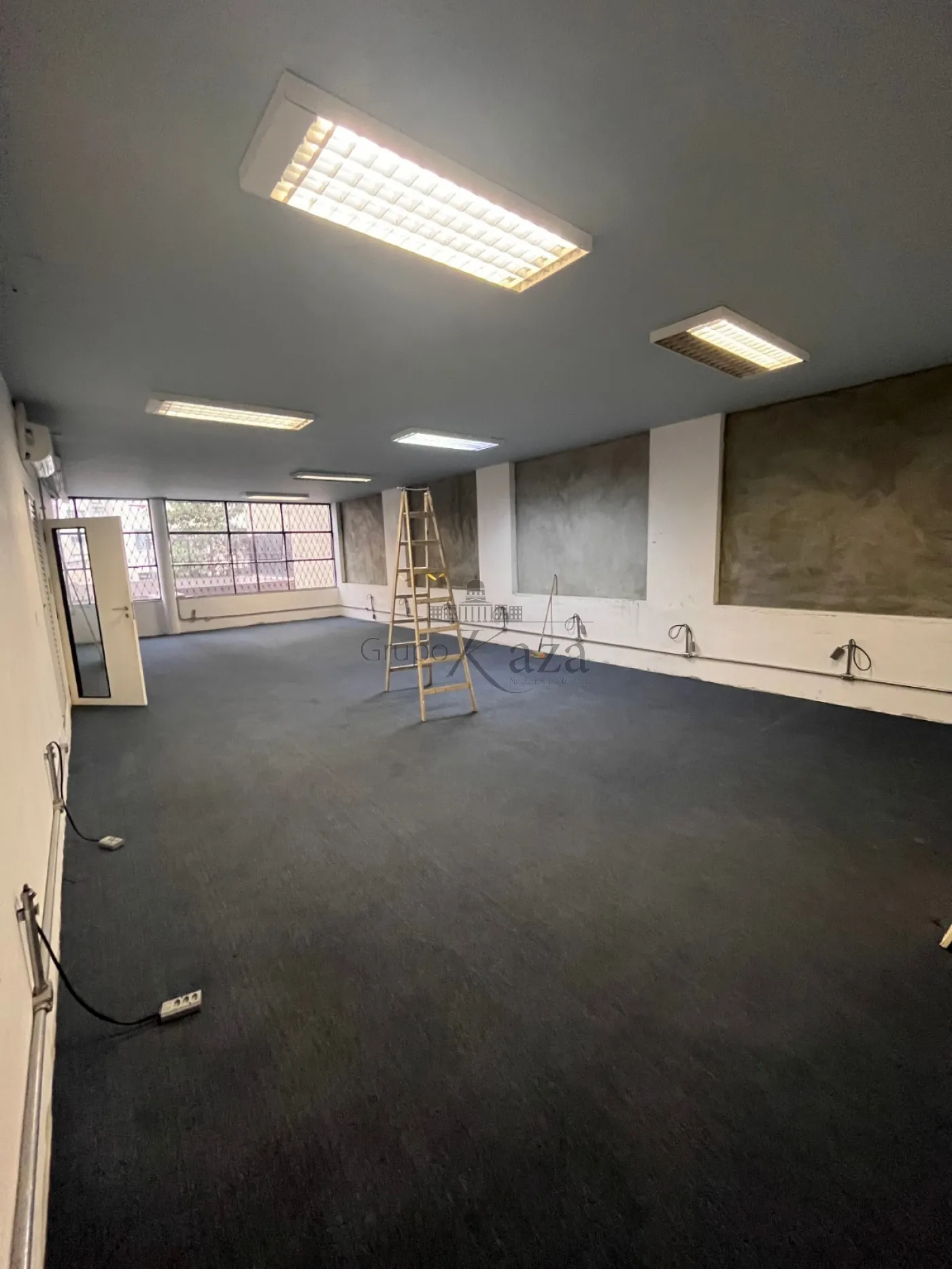 Foto 1 de Comercial Prédio em Santa Cecília, São Paulo - imagem 1 Foto 1 de Comercial Prédio em Santa Cecília, São Paulo - imagem 1