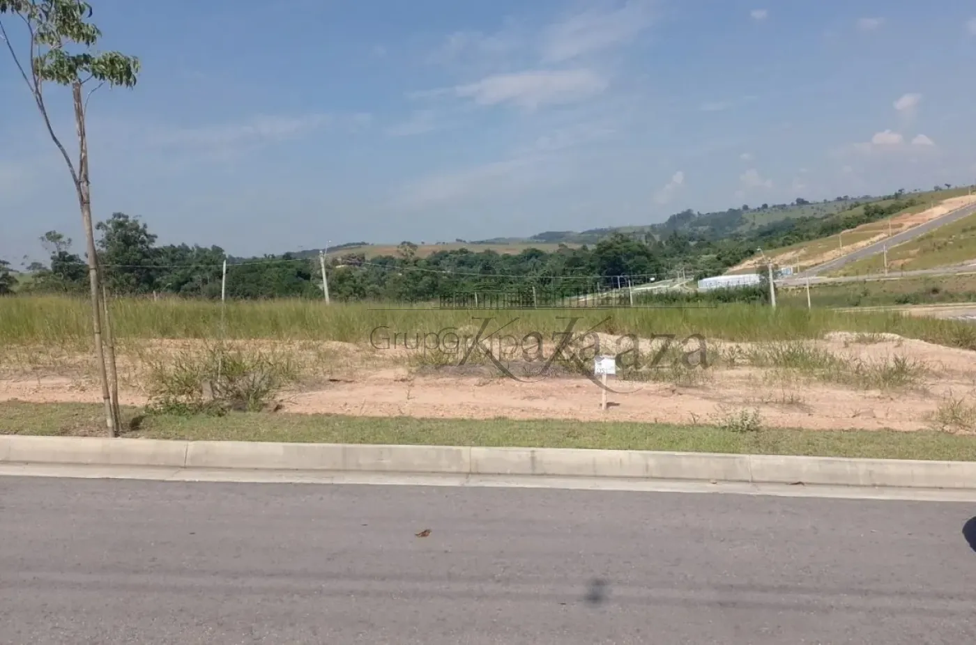 Foto 1 de Terreno Padrão em Vila Amélia, São José dos Campos - imagem 1 Foto 1 de Terreno Padrão em Vila Amélia, São José dos Campos - imagem 1