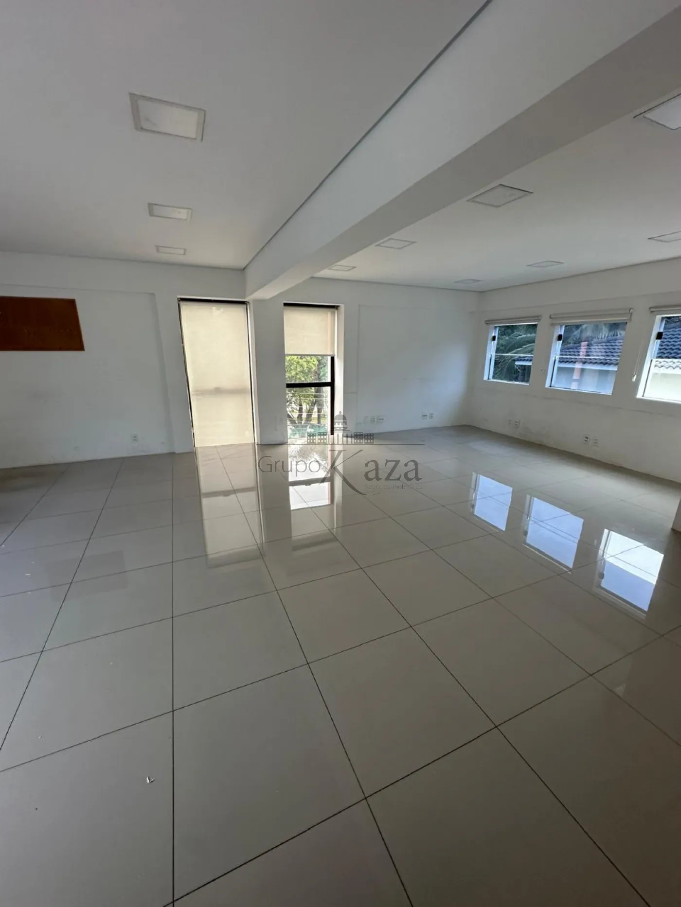 Foto 1 de Comercial Prédio em Sumaré, São Paulo - imagem 1 Foto 1 de Comercial Prédio em Sumaré, São Paulo - imagem 1