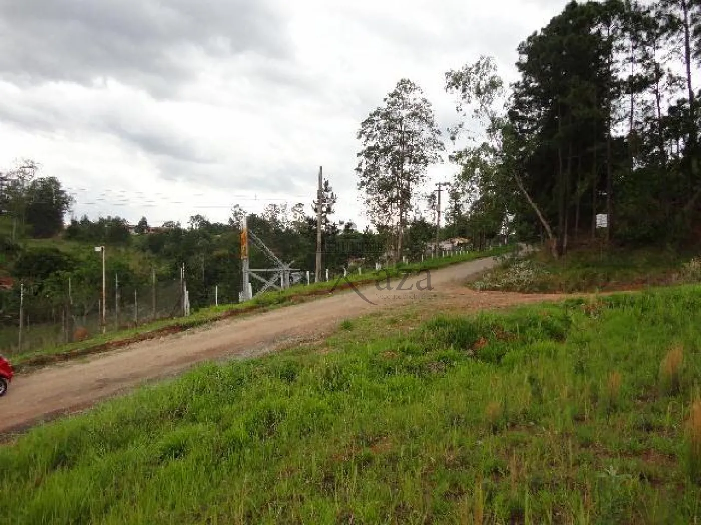 Foto 3 de Terreno Padrão em Veraneio Ijal, Jacareí - imagem 3 Foto 3 de Terreno Padrão em Veraneio Ijal, Jacareí - imagem 3