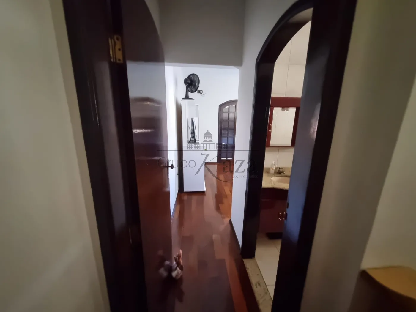 Foto 10 de Casa Sobrado em Jardim Terras do Sul, São José dos Campos - imagem 10