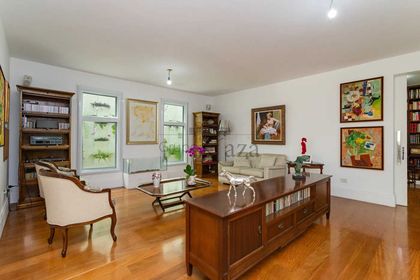 Foto 1 de Casa Sobrado em Planalto Paulista, São Paulo - imagem 1 Foto 1 de Casa Sobrado em Planalto Paulista, São Paulo - imagem 1