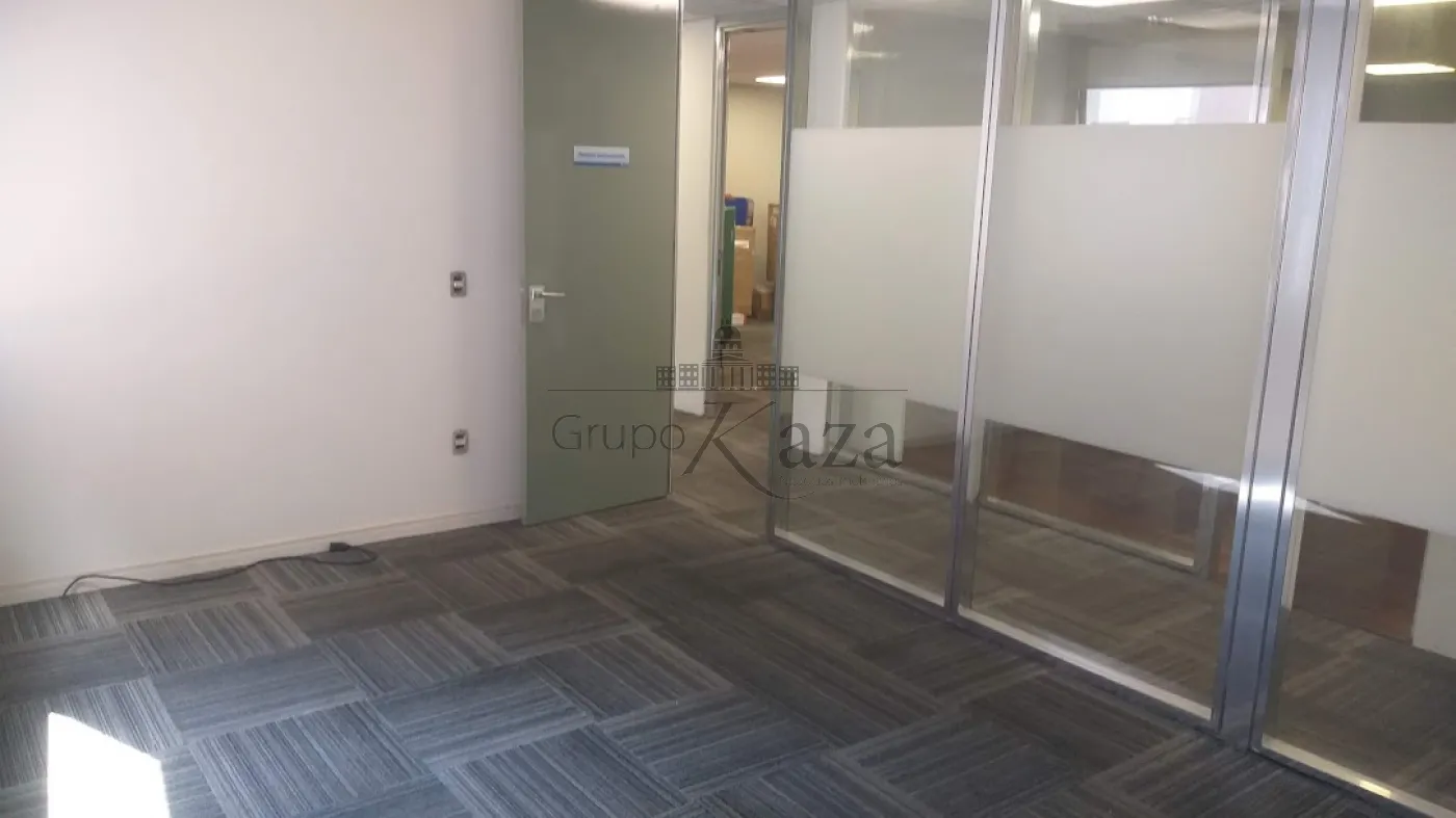 Foto 14 de Comercial Conjunto Comercial em Cerqueira César, São Paulo - imagem 14