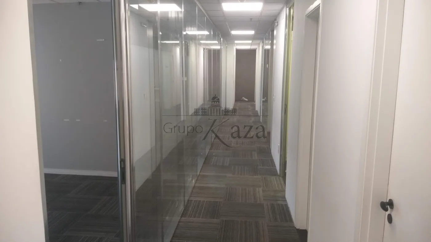 Foto 13 de Comercial Conjunto Comercial em Cerqueira César, São Paulo - imagem 13