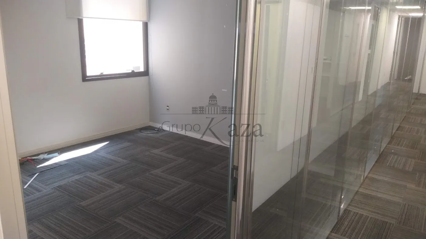 Foto 23 de Comercial Conjunto Comercial em Cerqueira César, São Paulo - imagem 23