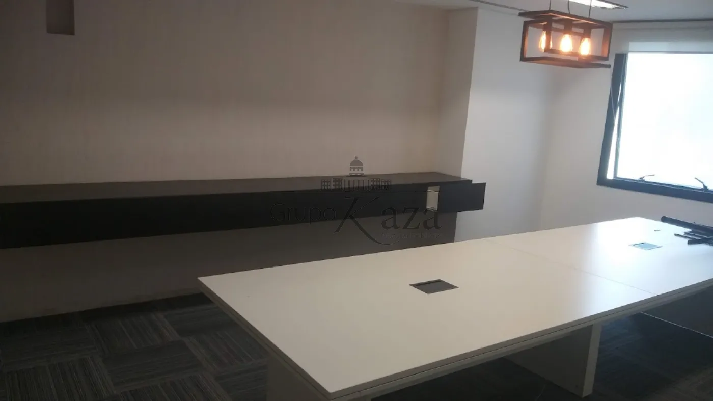 Foto 2 de Comercial Conjunto Comercial em Cerqueira César, São Paulo - imagem 2 Foto 2 de Comercial Conjunto Comercial em Cerqueira César, São Paulo - imagem 2