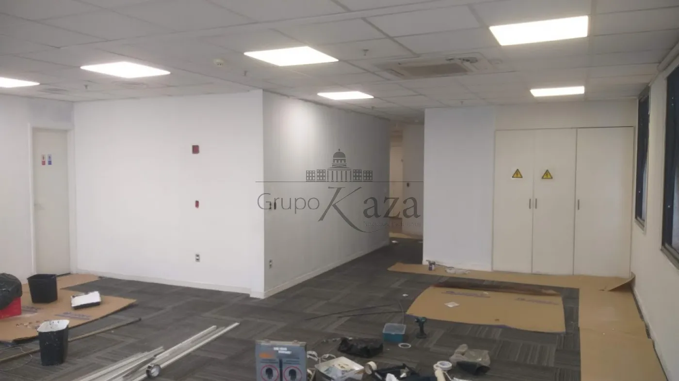 Foto 9 de Comercial Conjunto Comercial em Cerqueira César, São Paulo - imagem 9