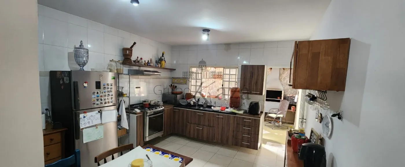 Foto 3 de Casa Sobrado em Bandeira Branca, Jacareí - imagem 3 Foto 3 de Casa Sobrado em Bandeira Branca, Jacareí - imagem 3