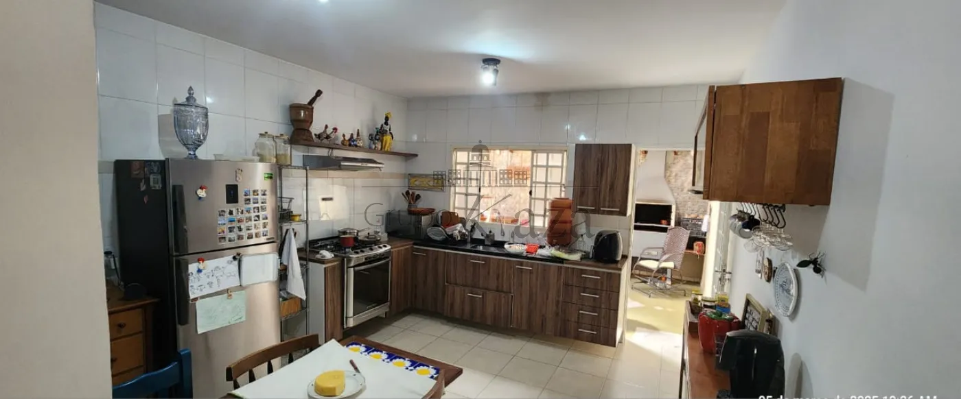 Foto 2 de Casa Sobrado em Bandeira Branca, Jacareí - imagem 2 Foto 2 de Casa Sobrado em Bandeira Branca, Jacareí - imagem 2