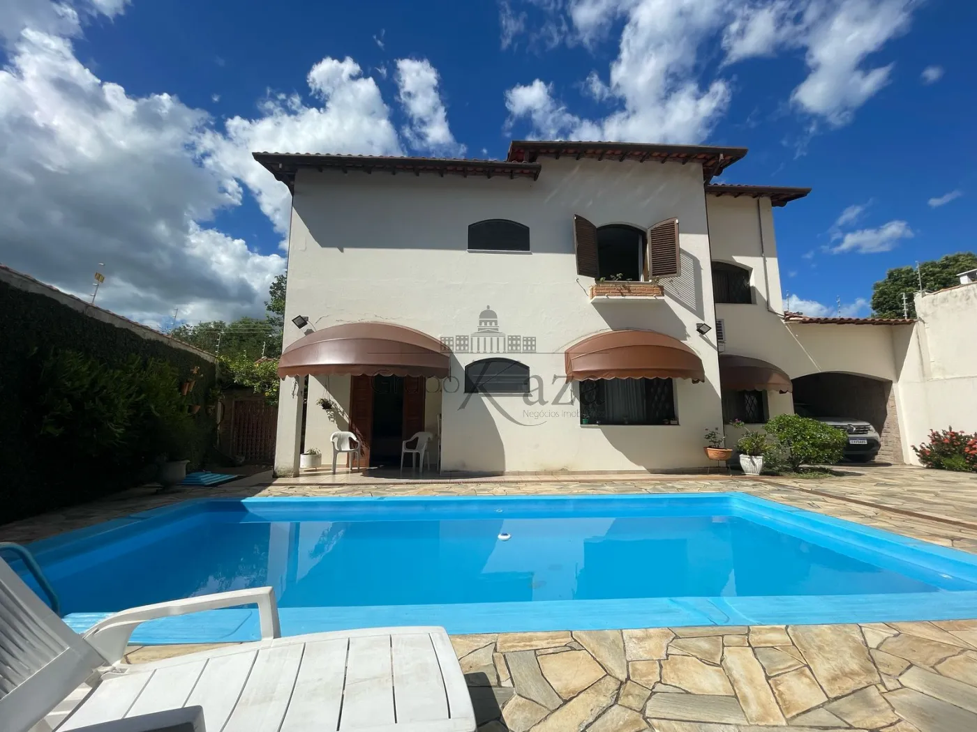 Foto 3 de Casa Sobrado em Jardim Siesta, Jacareí - imagem 3 Foto 3 de Casa Sobrado em Jardim Siesta, Jacareí - imagem 3