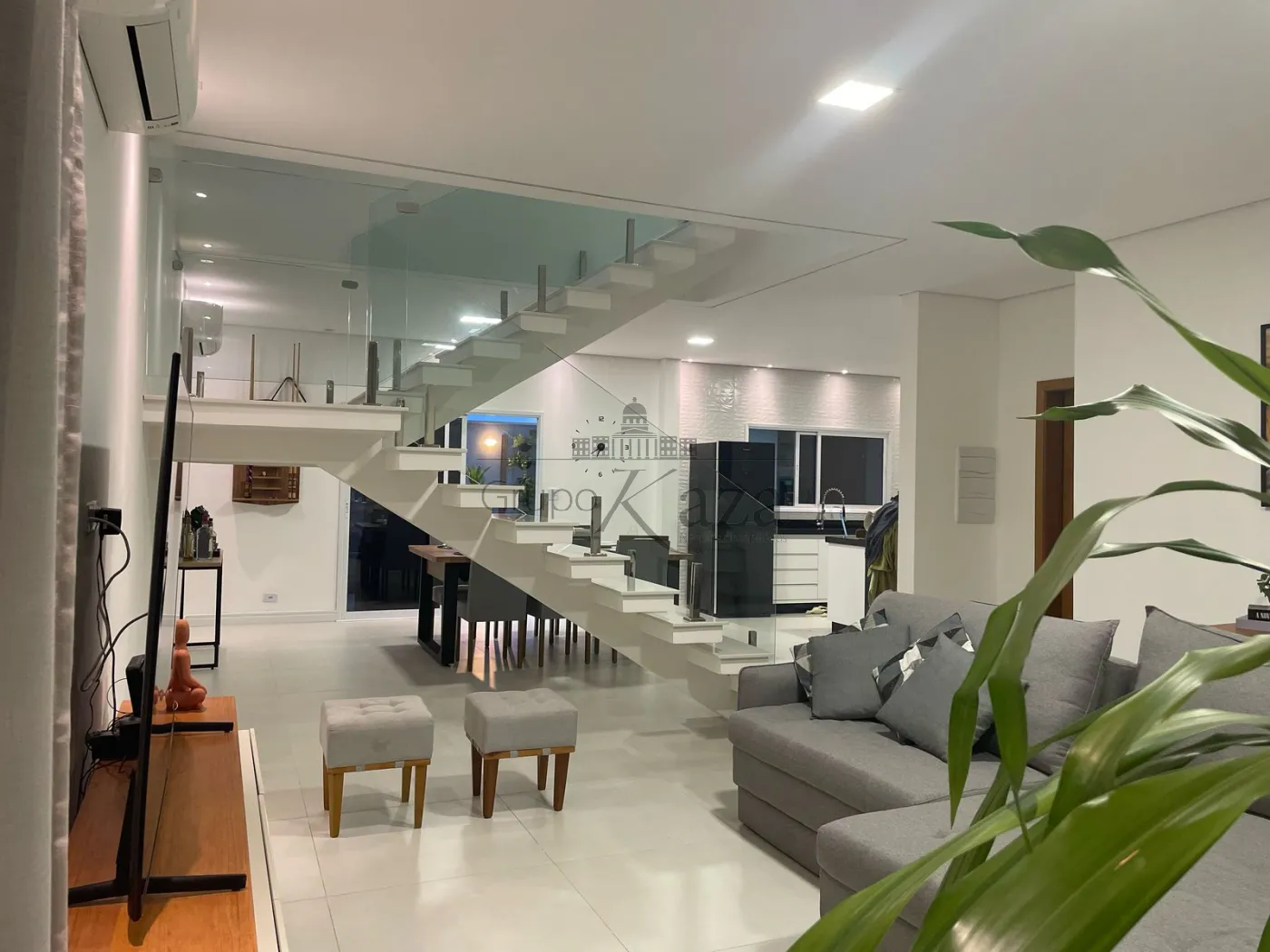 Foto 1 de Casa Condomínio em Condomínio Residencial Mantiqueira, São José dos Campos - imagem 1 Foto 1 de Casa Condomínio em Condomínio Residencial Mantiqueira, São José dos Campos - imagem 1