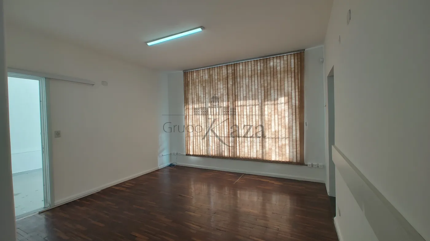 Foto 1 de Casa Comercial Residencial em Jardim Paraíba, Jacareí - imagem 1 Foto 1 de Casa Comercial Residencial em Jardim Paraíba, Jacareí - imagem 1