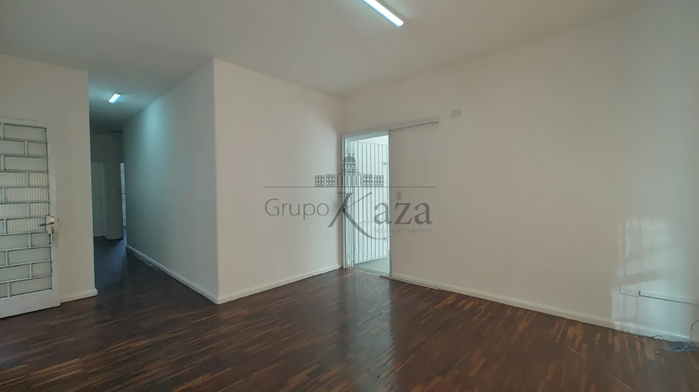 Foto 2 de Casa Comercial Residencial em Jardim Paraíba, Jacareí - imagem 2 Foto 2 de Casa Comercial Residencial em Jardim Paraíba, Jacareí - imagem 2