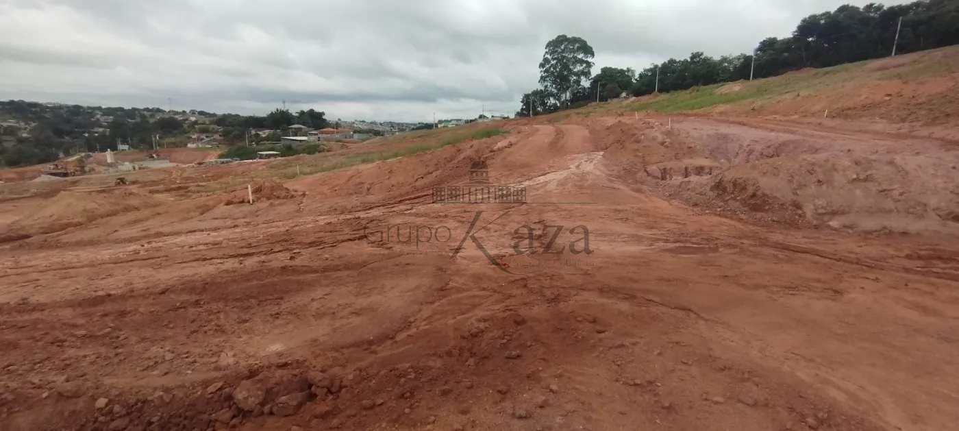Foto 2 de Terreno Padrão em Jardim Santa Hermínia, São José dos Campos - imagem 2 Foto 2 de Terreno Padrão em Jardim Santa Hermínia, São José dos Campos - imagem 2