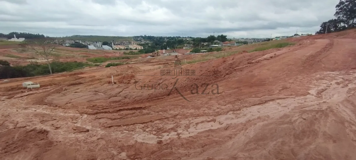 Foto 3 de Terreno Padrão em Jardim Santa Hermínia, São José dos Campos - imagem 3 Foto 3 de Terreno Padrão em Jardim Santa Hermínia, São José dos Campos - imagem 3