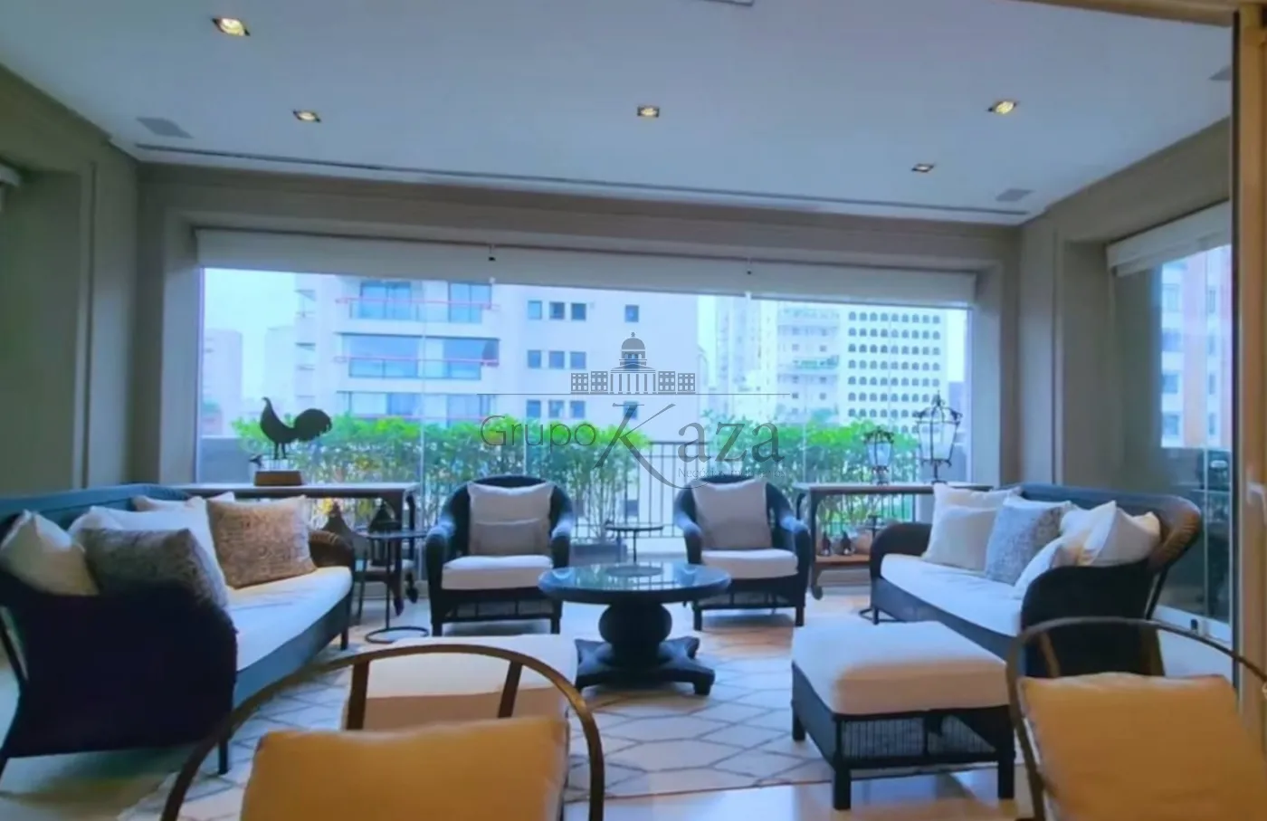 Foto 1 de Apartamento Padrão em Jardim Europa, São Paulo - imagem 1 Foto 1 de Apartamento Padrão em Jardim Europa, São Paulo - imagem 1