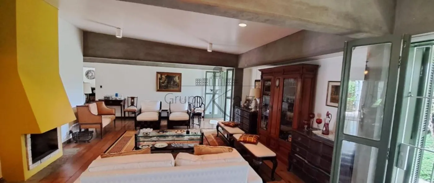 Foto 2 de Casa Padrão em Real Parque, São Paulo - imagem 2 Foto 2 de Casa Padrão em Real Parque, São Paulo - imagem 2