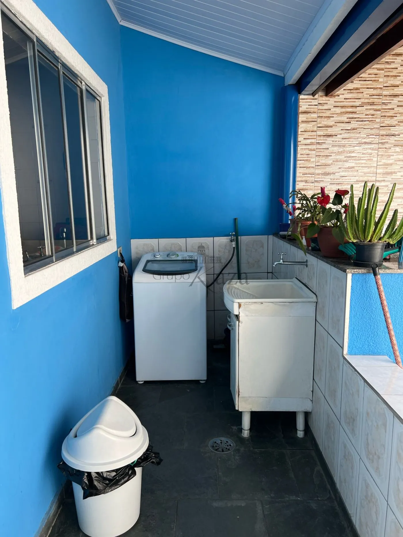 Foto 17 de Casa Padrão em Jardim Ismênia, São José dos Campos - imagem 17