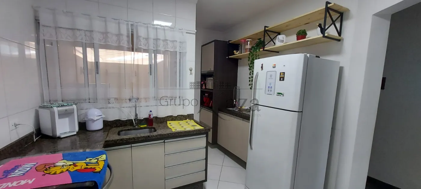 Foto 3 de Casa Condomínio em Jardim Santa Maria, Jacareí - imagem 3 Foto 3 de Casa Condomínio em Jardim Santa Maria, Jacareí - imagem 3