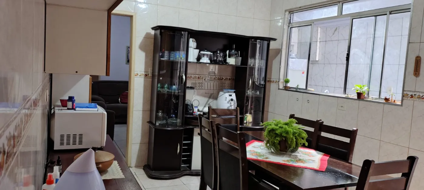 Foto 3 de Casa Sobrado em Parque Santo Antônio, Jacareí - imagem 3 Foto 3 de Casa Sobrado em Parque Santo Antônio, Jacareí - imagem 3