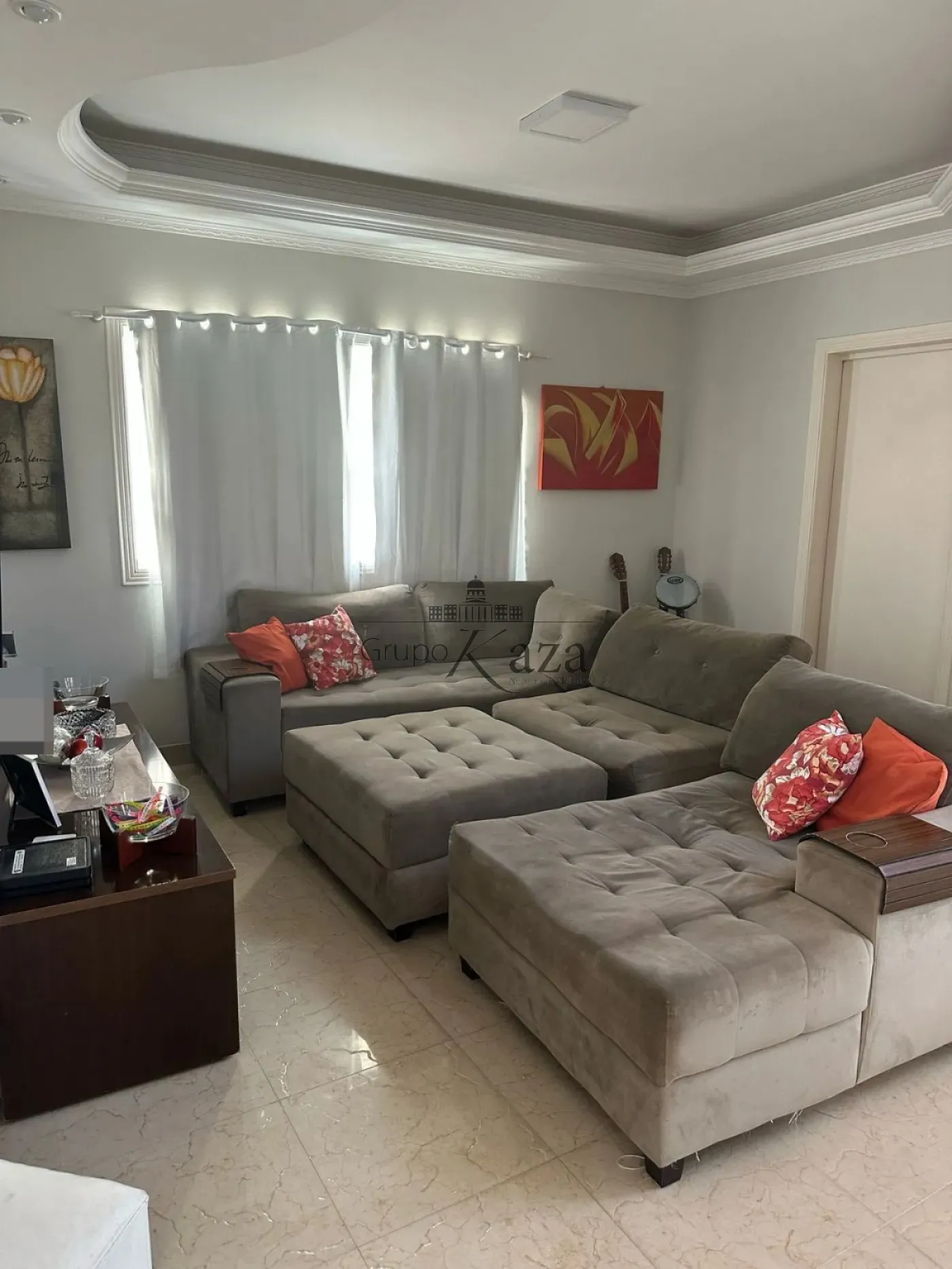 Foto 2 de Casa Sobrado em Jardim Siesta, Jacareí - imagem 2 Foto 2 de Casa Sobrado em Jardim Siesta, Jacareí - imagem 2