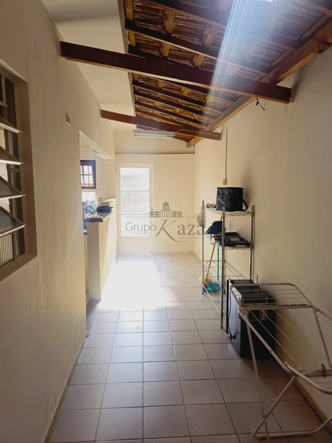 Foto 9 de Casa Padrão em Jardim Oriente, São José dos Campos - imagem 9