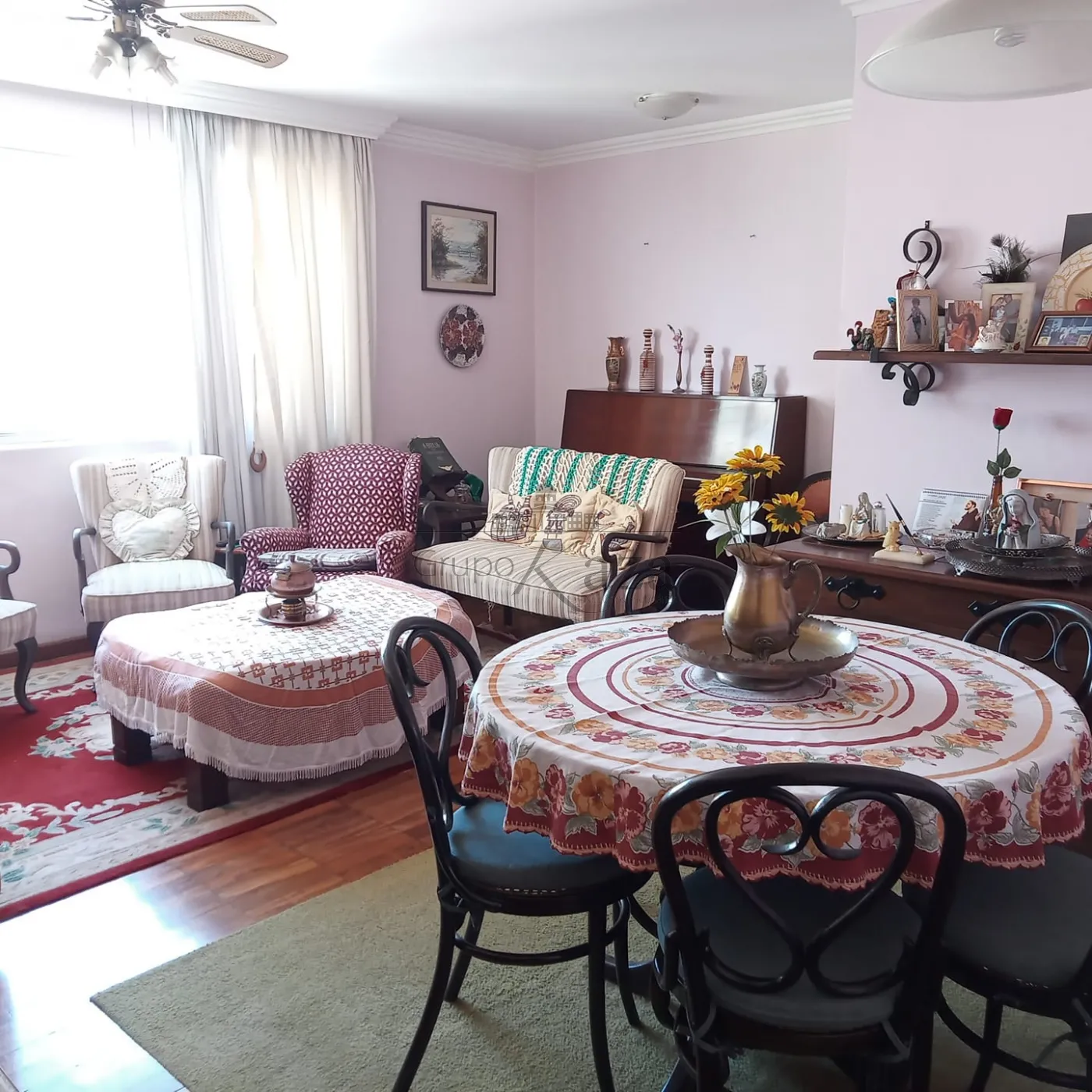 Foto 1 de Apartamento Padrão em Vila Adyana, São José dos Campos - imagem 1 Foto 1 de Apartamento Padrão em Vila Adyana, São José dos Campos - imagem 1