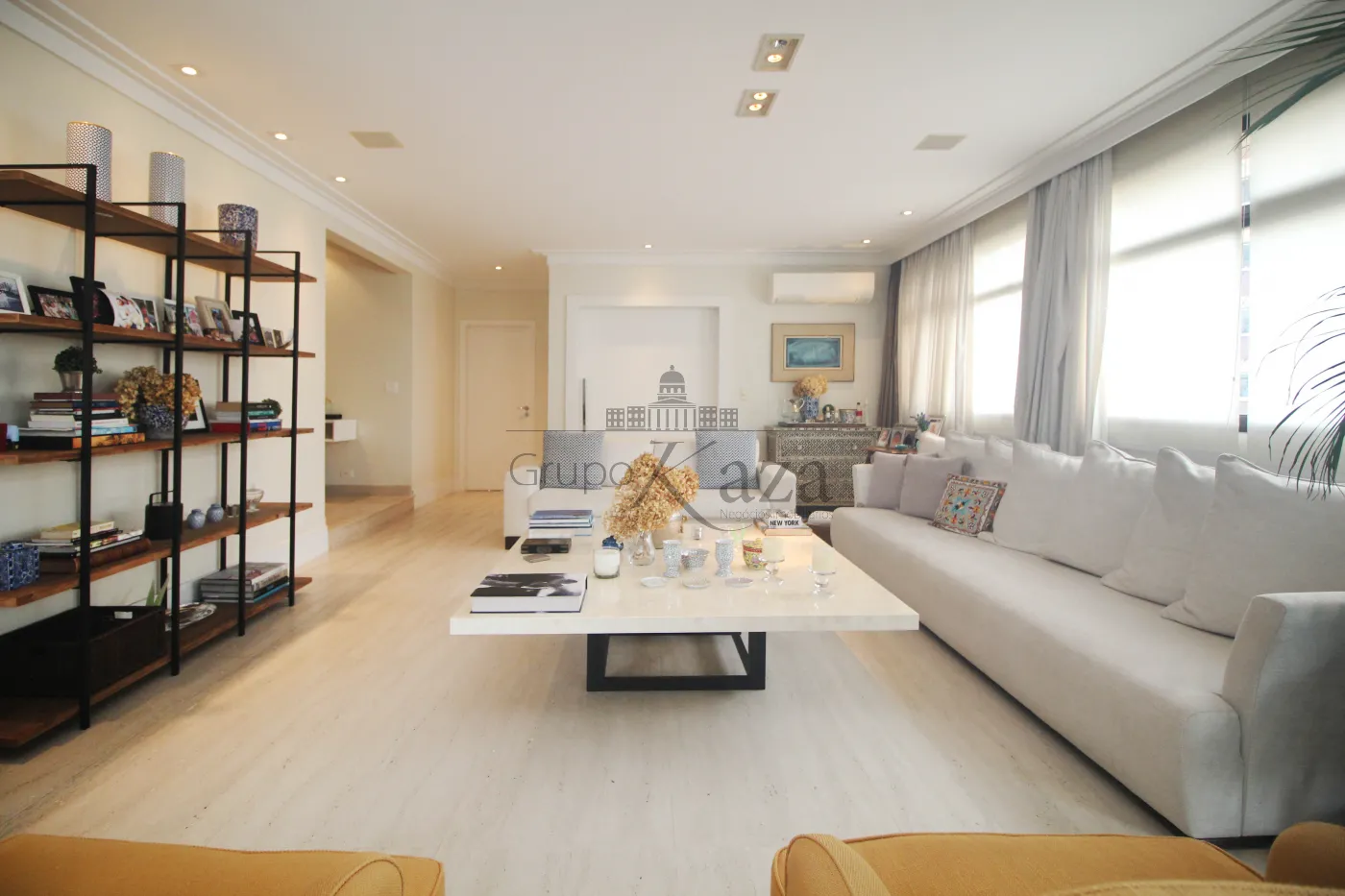 Foto 1 de Apartamento Padrão em Real Parque, São Paulo - imagem 1 Foto 1 de Apartamento Padrão em Real Parque, São Paulo - imagem 1